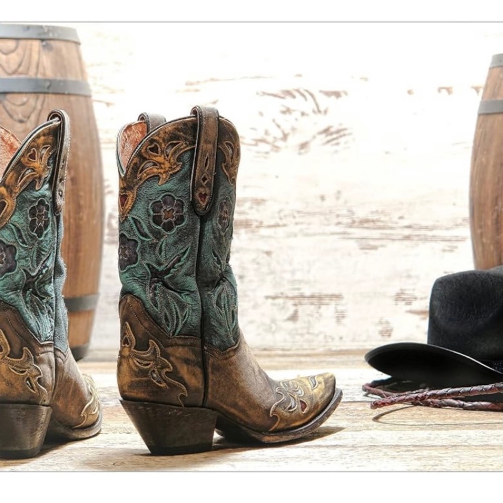 Lunarable Western Boot Puzzle, American rodeo theme, 1000 pieces, new, in wrap